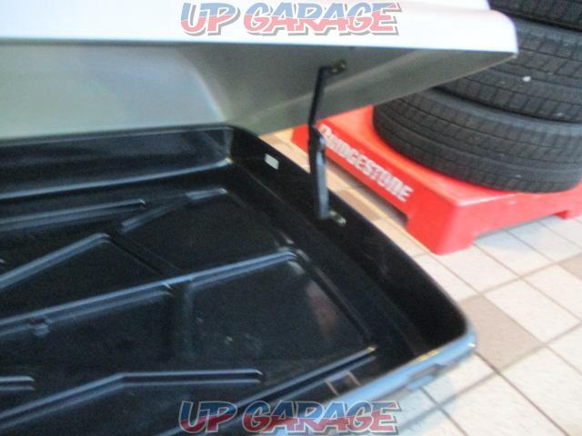 THULE
Roof BOX
POLAR200-06