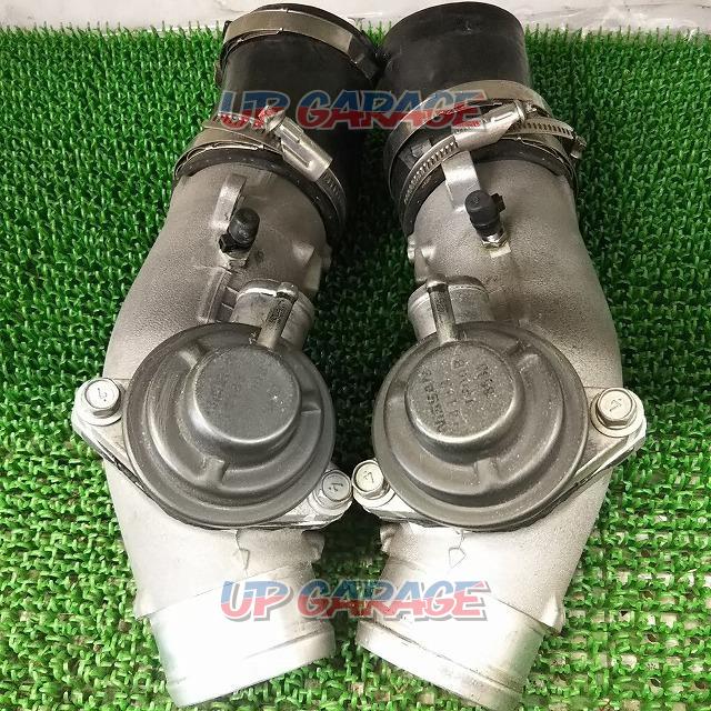 Nissan genuine
R35
GT-R
genuine blow off valve + piping-04