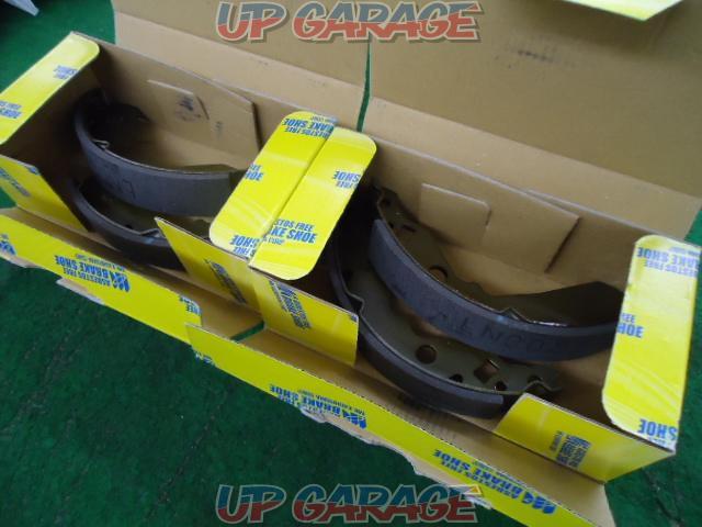 MK Kashiyama
Rear brake shoe-02