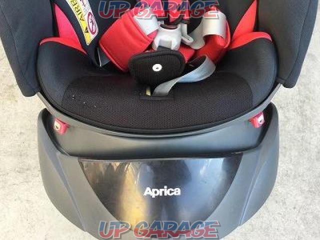 Aprica Dearturn+ チャイルドシート-03