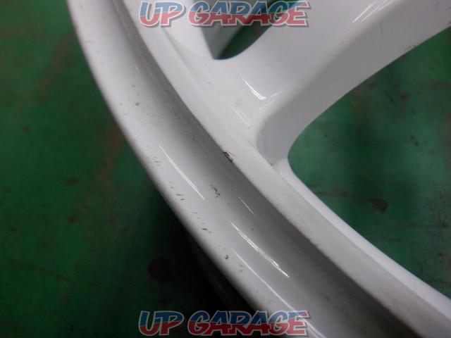 [One only] YOKOHAMA (Yokohama)
ADVAN
Racing (ADVAN Racing)
RC3-05