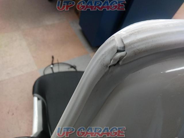 RECARO RCS
White-collar-09