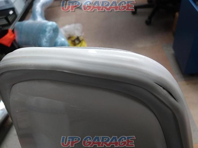 RECARO RCS
White-collar-10