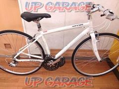 SPECIALIZED SIRRUS フレームサイズS 2009モデル 700c3x8sクロスバイク ホワイト