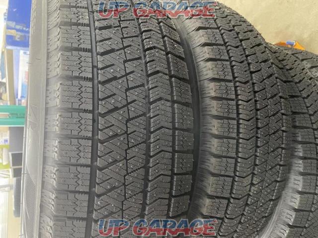 BRIDGESTONE BLIZZAK VRX2-02