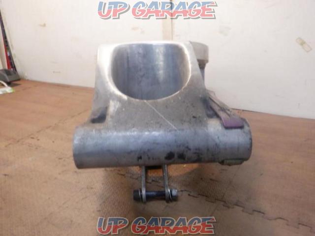 3HONDA
RS125 genuine swing arm-04