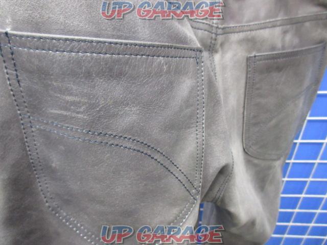 Unknown Manufacturer
Leather pants
Gray
Size L-04