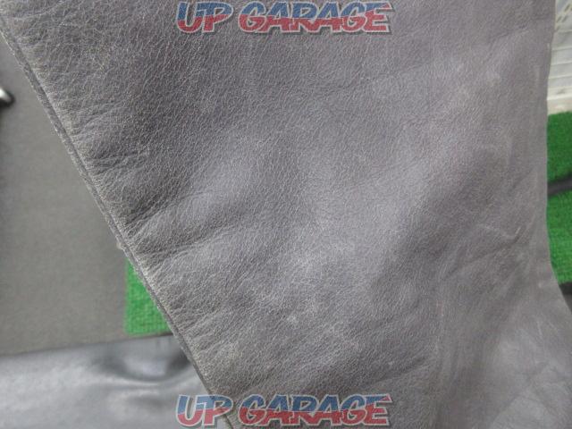 Unknown Manufacturer
Leather pants
Gray
Size L-05