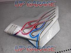 7 Left SUZUKI
Side cover