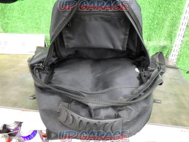 ROUGH & ROAD (Rafuandorodo)
Attack Zach
Backpack
Capacity 30L-09