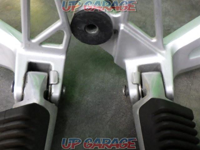 SUZUKI (Suzuki)
Genuine tandem step
GSX1400 (year unknown)-05