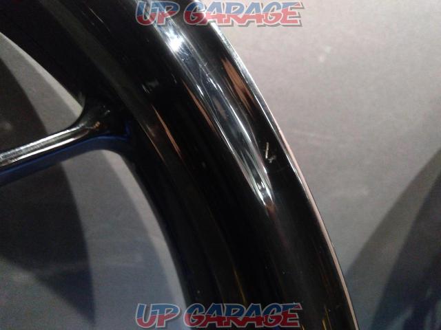 BMW
Remove S1000RR ('13)
Genuine
FR Wheel
F(3.5×17)R(6.0×17)-04