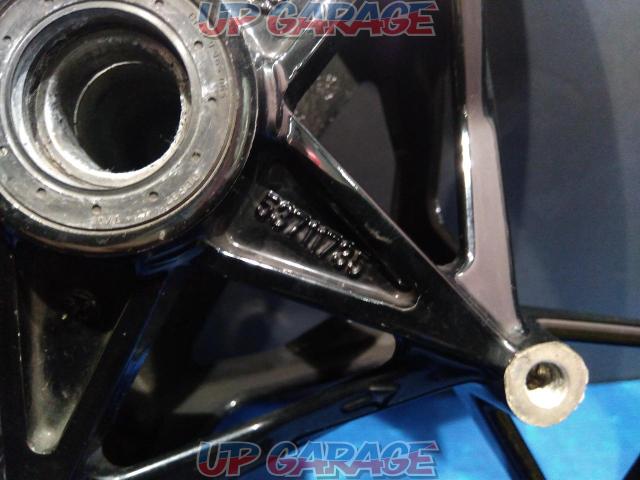 BMW
Remove S1000RR ('13)
Genuine
FR Wheel
F(3.5×17)R(6.0×17)-05