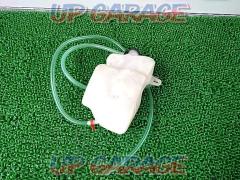 TZR250R
SP (3 × V)
Genuine coolant reserve tank