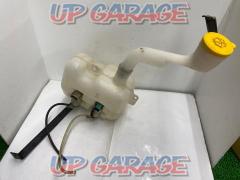 Nissan
Genuine washer tank
[Sylvia
S14 late
SR20DET]