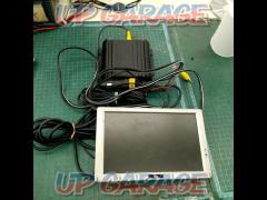 Xm TFT-8000 8インチモニター
