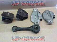 Pleiades
GDB
Impreza WRX-STi
Applied C genuine engine mount
Mission mount set