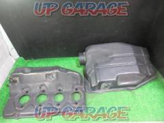 TOYOTA(トヨタ) レビン/AE111 純正インダクションボックス 2分割