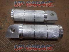 7 manufacturer unknown
Aluminum step
