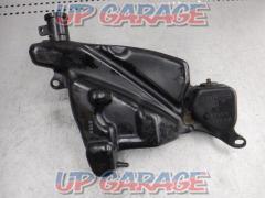 7 SUZUKI
Oil tank