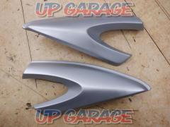 House paint Silver
SUZUKI
Genuine side cover
Bandit 250V
GJ77A