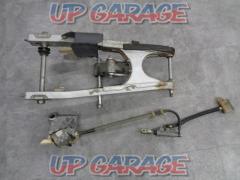 valuable
KAWASAKI (Kawasaki)
KLX250ES
Genuine
Swing arm
Caliper