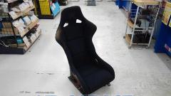 Unknown Manufacturer
Carbon shell full bucket seat