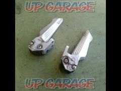 YAMAHA
Genuine tandem step
Cygnus X-SR (SEA5J/SED8J
(4/5 type)