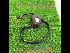 SUZUKI
Genuine right handle switch
GSX-R400 (GK73A)