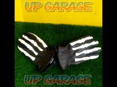 MOTO-FIELD
Born glove