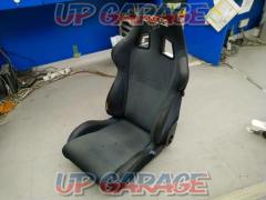 SPARCO Star セミバケットシート
