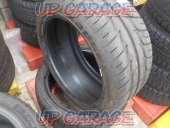 KAPSEN
Headking
S3000
265 / 35R18