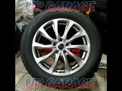 BRIDGESTONE
BALMINUM
TR10 + BRIDGESTONE
BLIZZAK
VRX
215 / 60R17