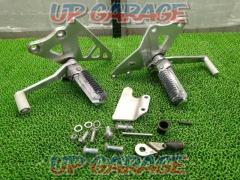 SUZUKI
Genuine step
Right and left
[GSX-R1000
GV73A