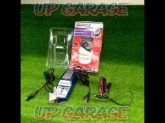 OptiMATE4 バッテリー充電器
