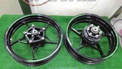 Kawasaki
ZX-25R genuine wheel set