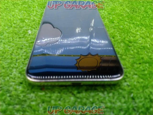 Apple iPhone X-03