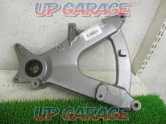 SUZUKI
Skywave 400
Swing arm