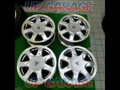 Toyota original (TOYOTA)
TOYOTA
30 Soarer
Original wheel