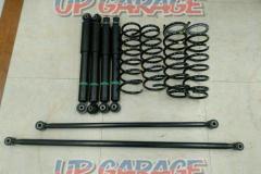 【ジムニーシエラ JB74】 SUZUKI 純正サスキット