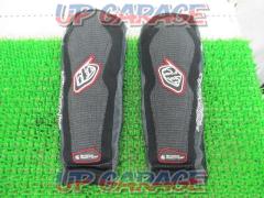 Troy Lee Designs Codera Egl5500 Forearm サイズ:アダルト