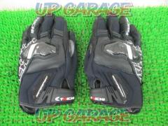 Size: SRST
RST 629
Armed Winter Gloves