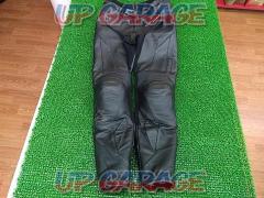 サイズ:LW RSTaichi(RSタイチ) RSY817 ブーツアウトベンテッドレザーパンツ