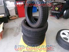 BRIDGESTONE(ブリヂストン)BLIZZAK VRX2