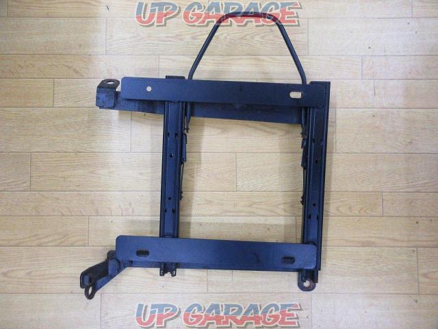 BRIDE シートレール スカイライン R32 R33 セフィーロ A31  N103SL RH 右側-02