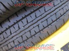DUNLOP
VAN01
(W03556)