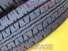 DUNLOP
VAN01
(W03558)