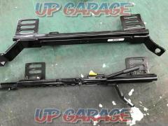 Manufacturer unknown
Seat rail
Rh
