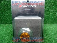 BIKERS (Bikers)
H136
Top bridge center cap/stem top bolt
gold
Unused
W03338