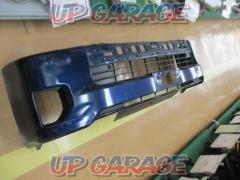 Toyota
Hiace 200
Type 4
Super GL
Genuine front bumper